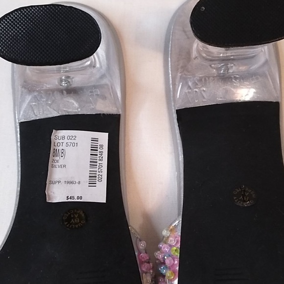 silver tone beaded heels - Picture 2 of 5